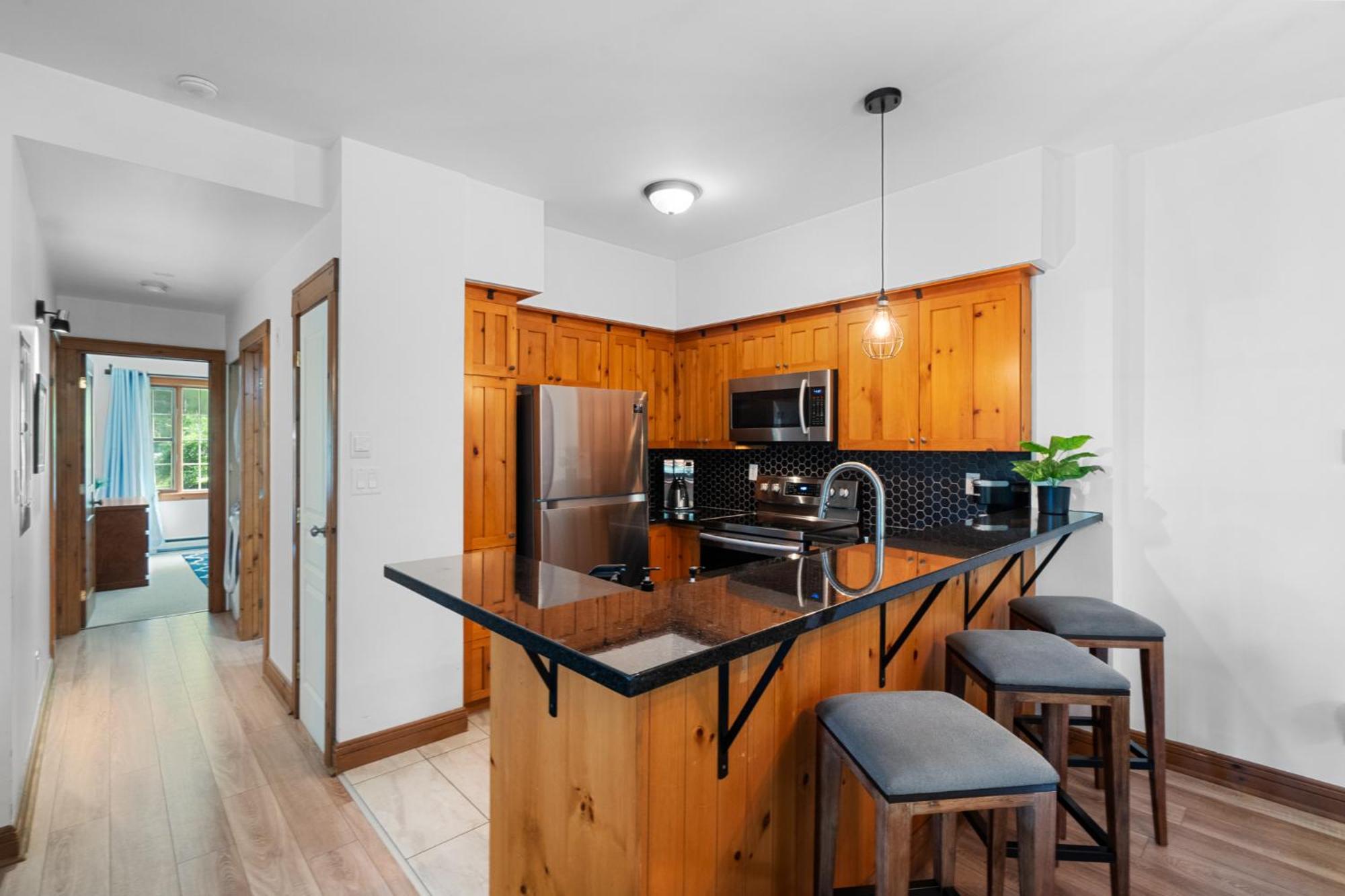 Les Falaises Tremblant - Ski Inout Condo W2Bdrs Монт-Тремблант Екстериор снимка