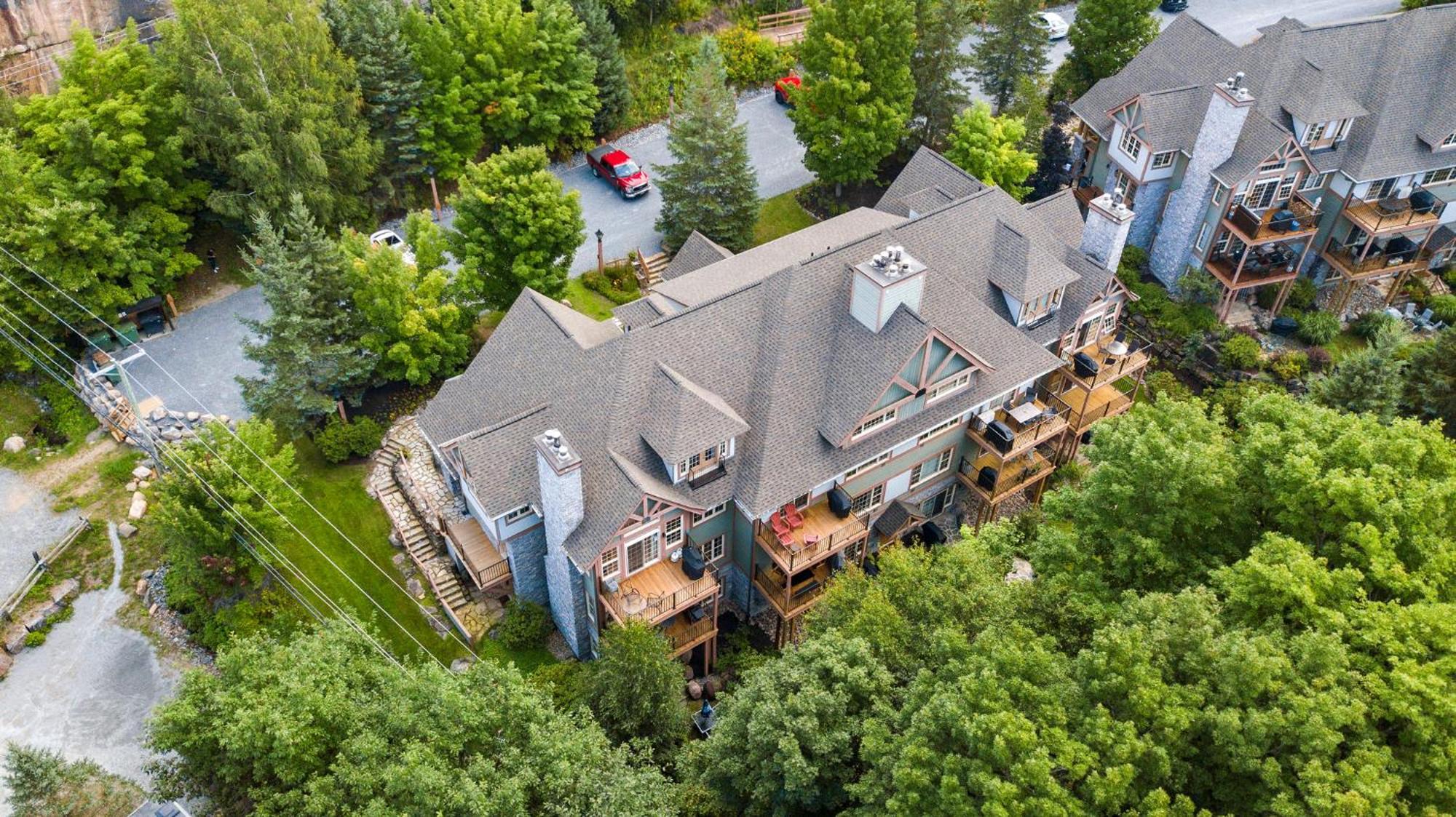 Les Falaises Tremblant - Ski Inout Condo W2Bdrs Монт-Тремблант Екстериор снимка