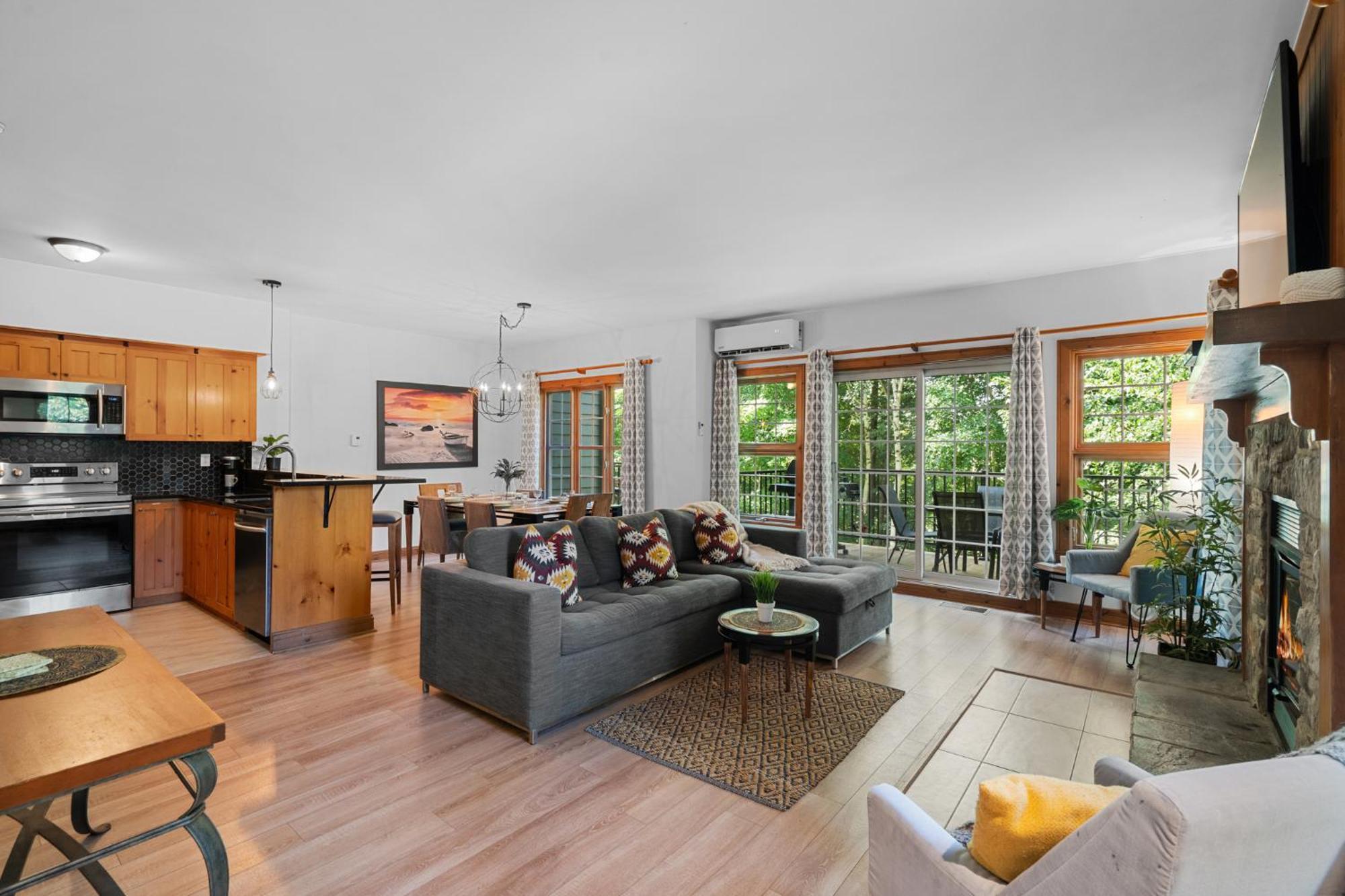 Les Falaises Tremblant - Ski Inout Condo W2Bdrs Монт-Тремблант Екстериор снимка