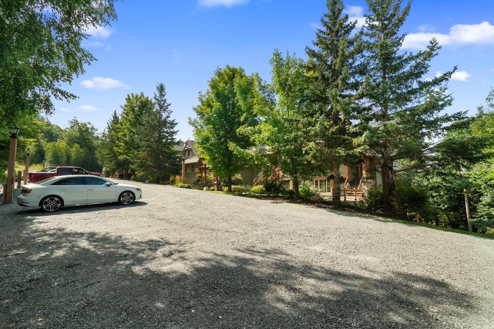 Les Falaises Tremblant - Ski Inout Condo W2Bdrs Монт-Тремблант Екстериор снимка